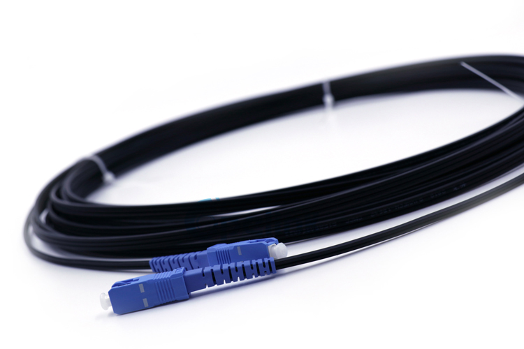 Receba um pedido de patch cord de fibra óptica FTTH de 10000USD de um cliente dos EUA